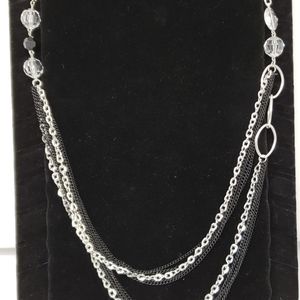 🛍 Silver/ black chains necklace